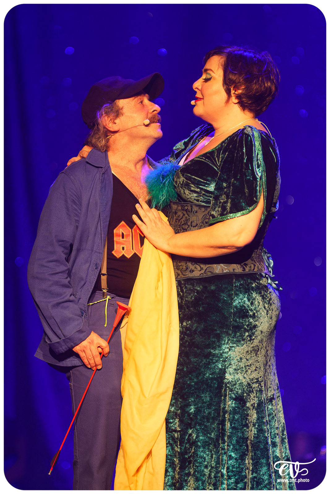 PLEIN FEU (CIE AVRIL EN SEPTEMBRE)